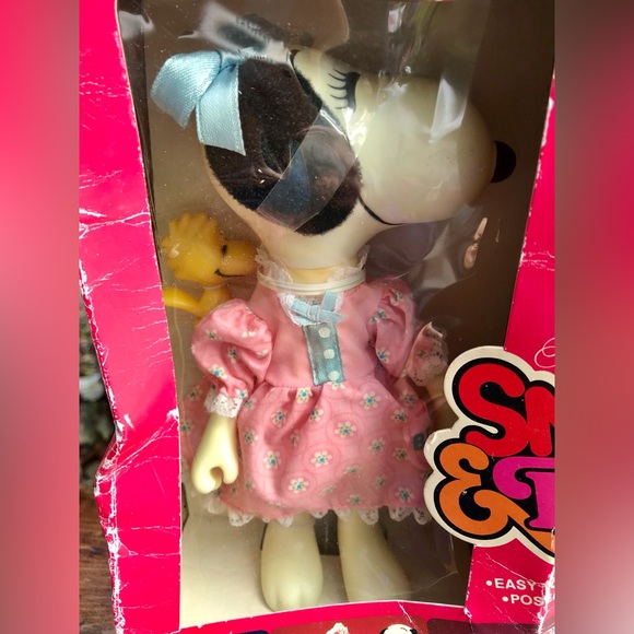 Vintage 1965 KNICKERBOCKER Snoopy Belle Poseable Figure Doll Accessory Woodstock - Picture 3 of 11